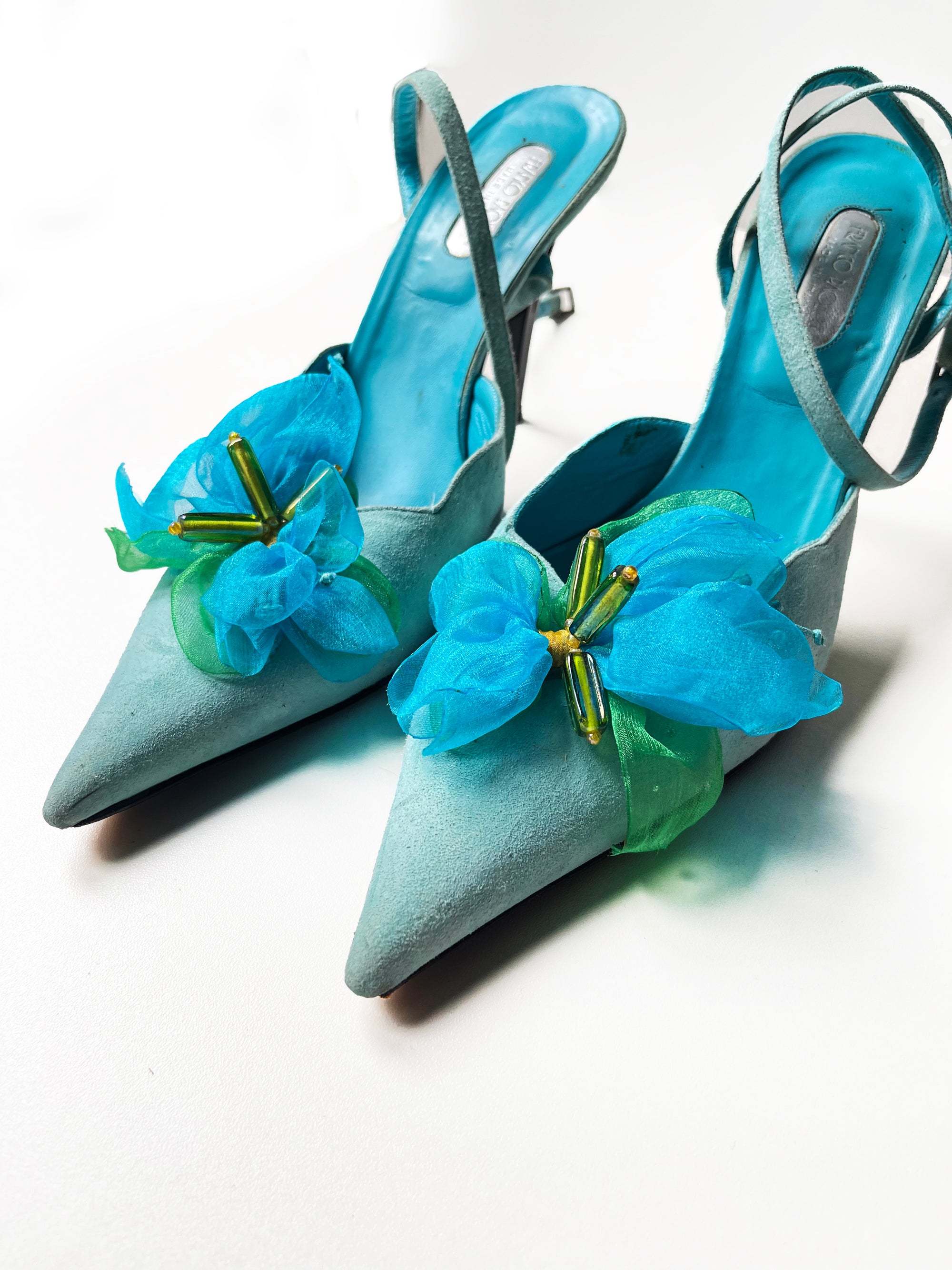 497  HEELS - 40.5