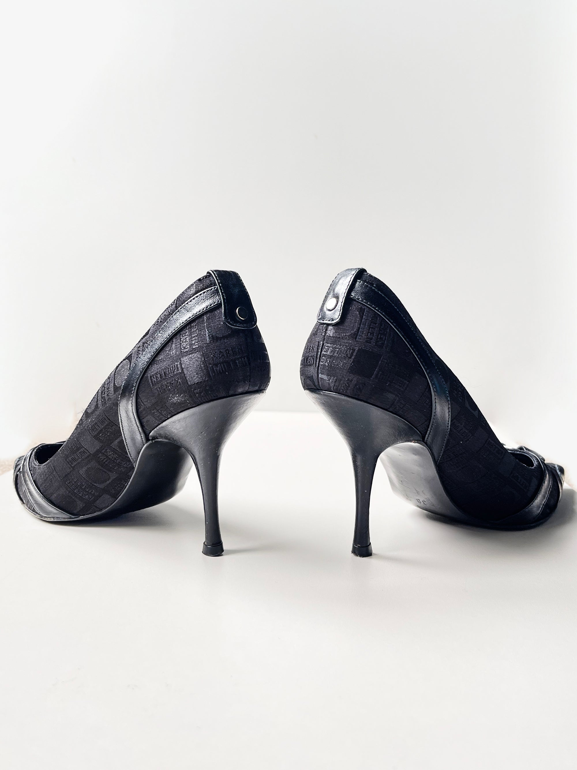 302 HEELS - 38