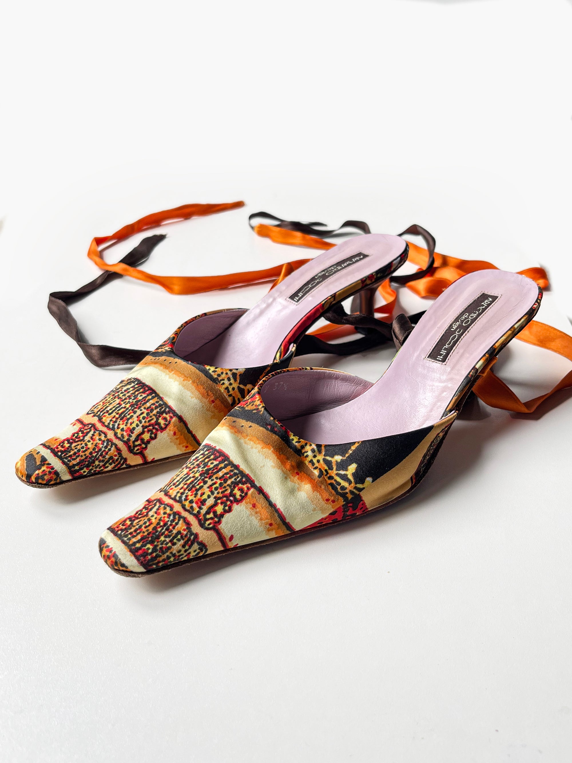 309 HEELS - 37.5