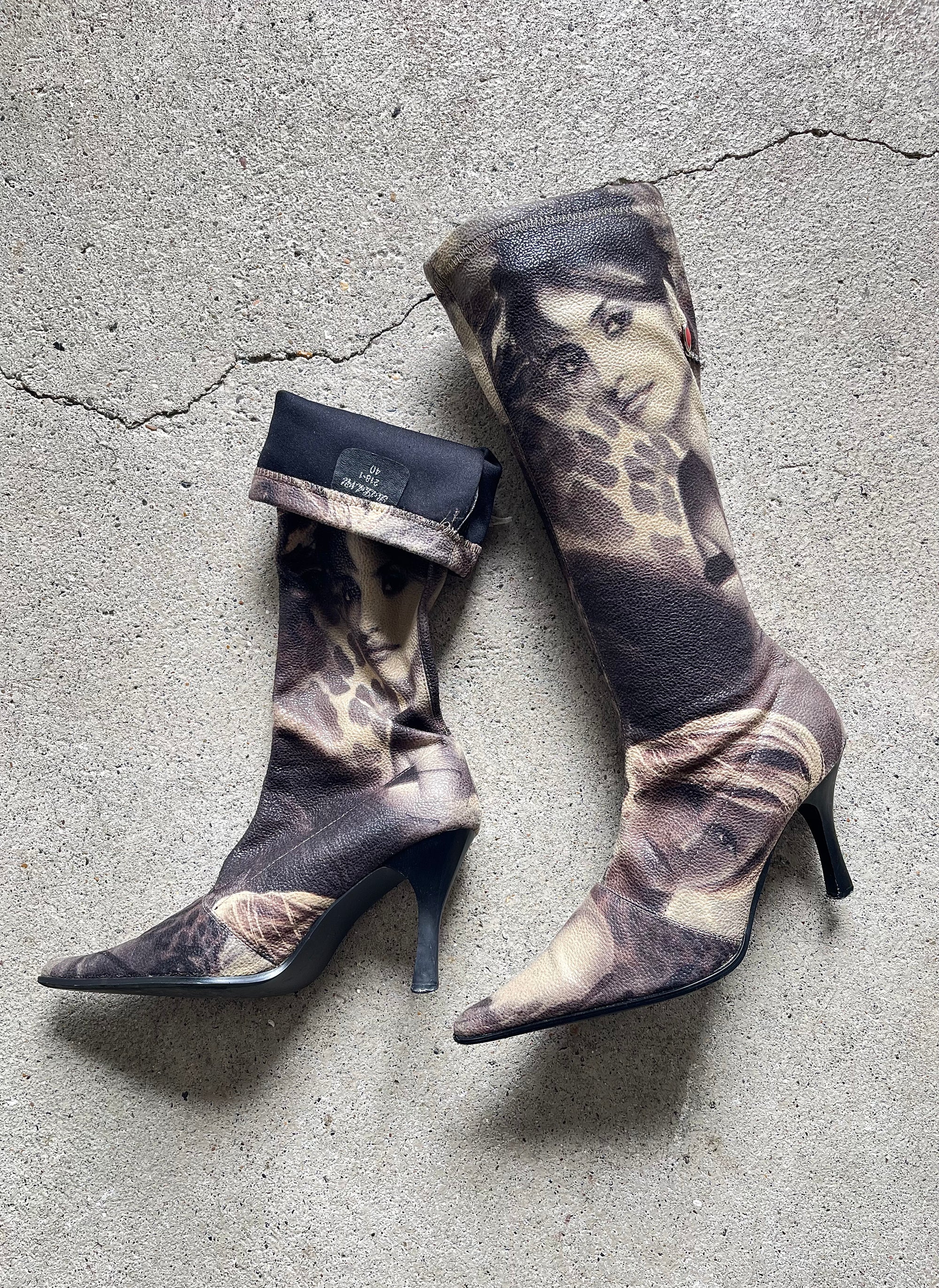 536 BOOTS - 40