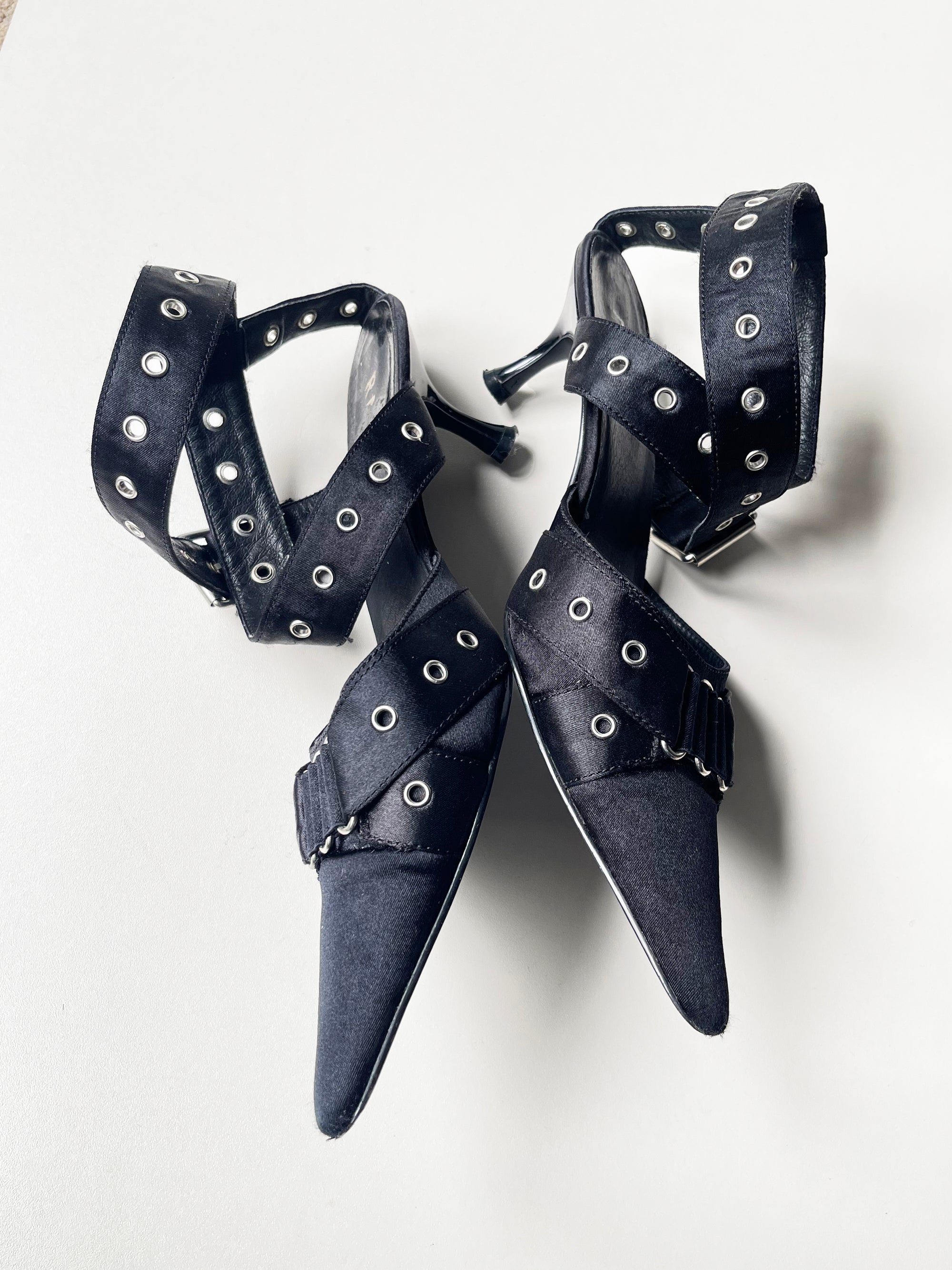 499 HEEL - 38