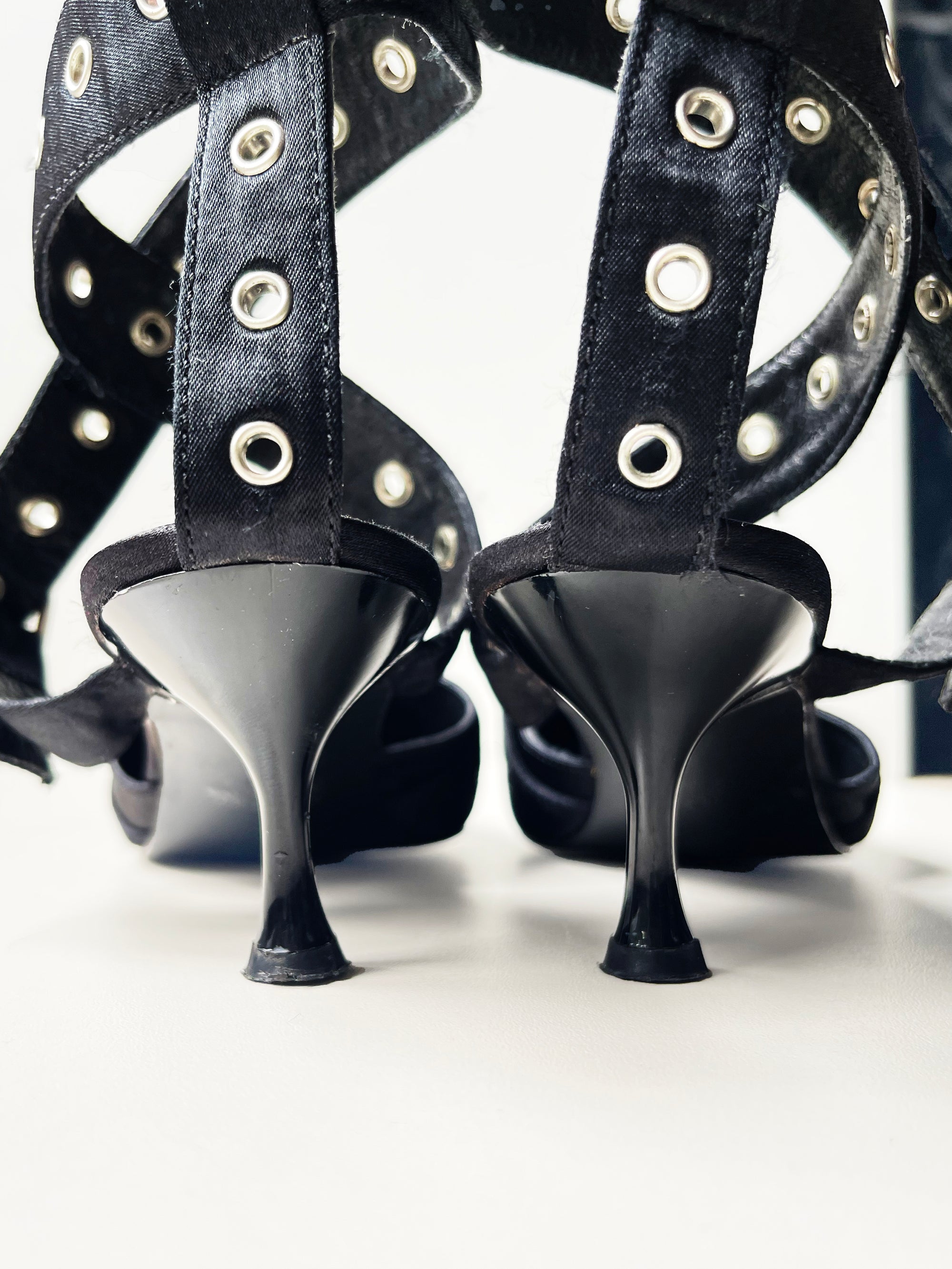 499 HEEL - 38