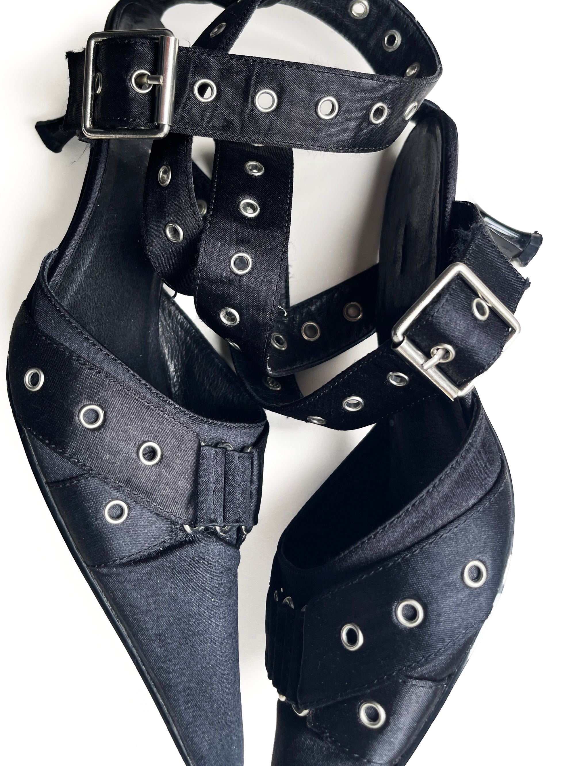 499 HEEL - 38