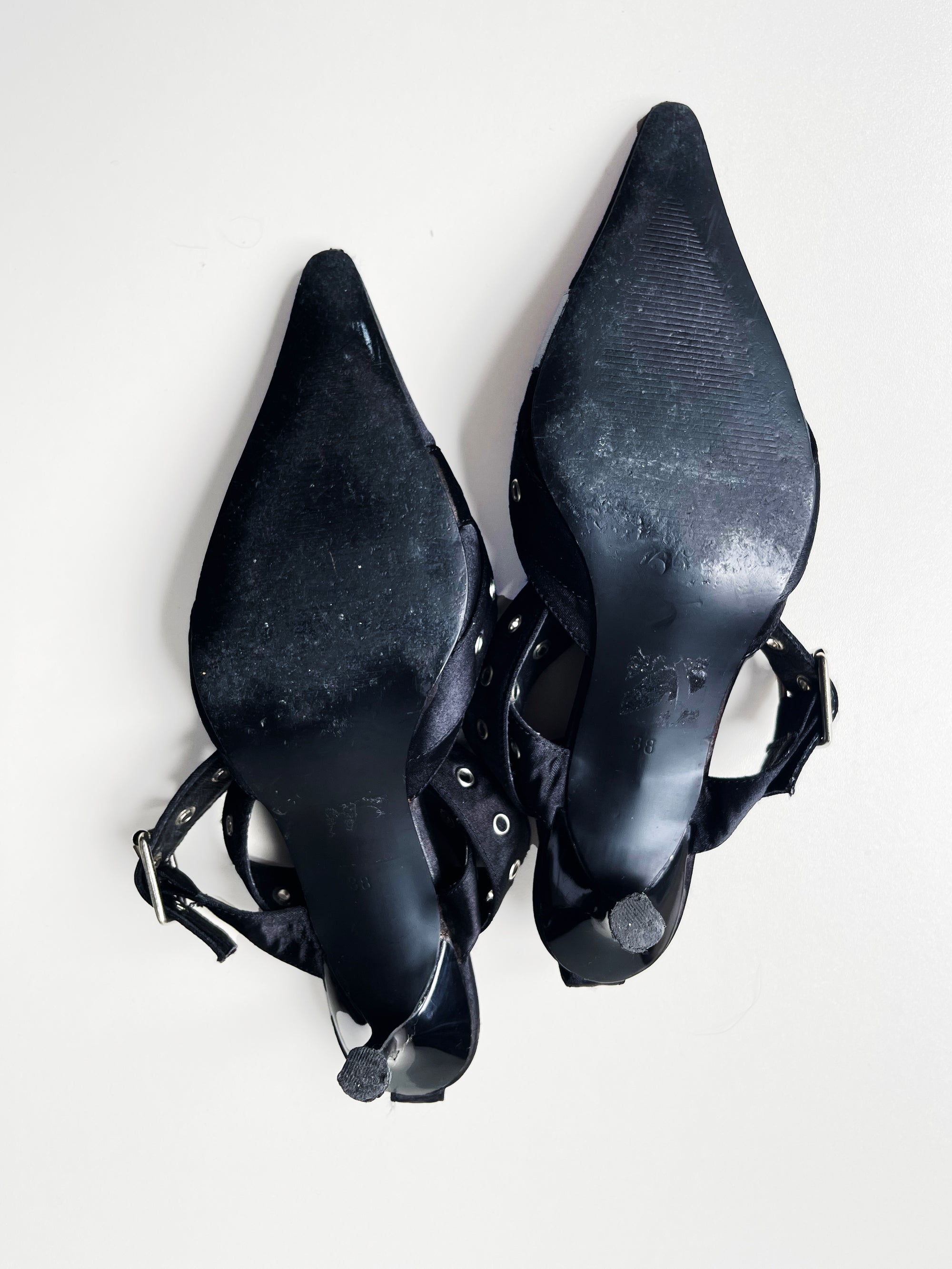 499 HEEL - 38