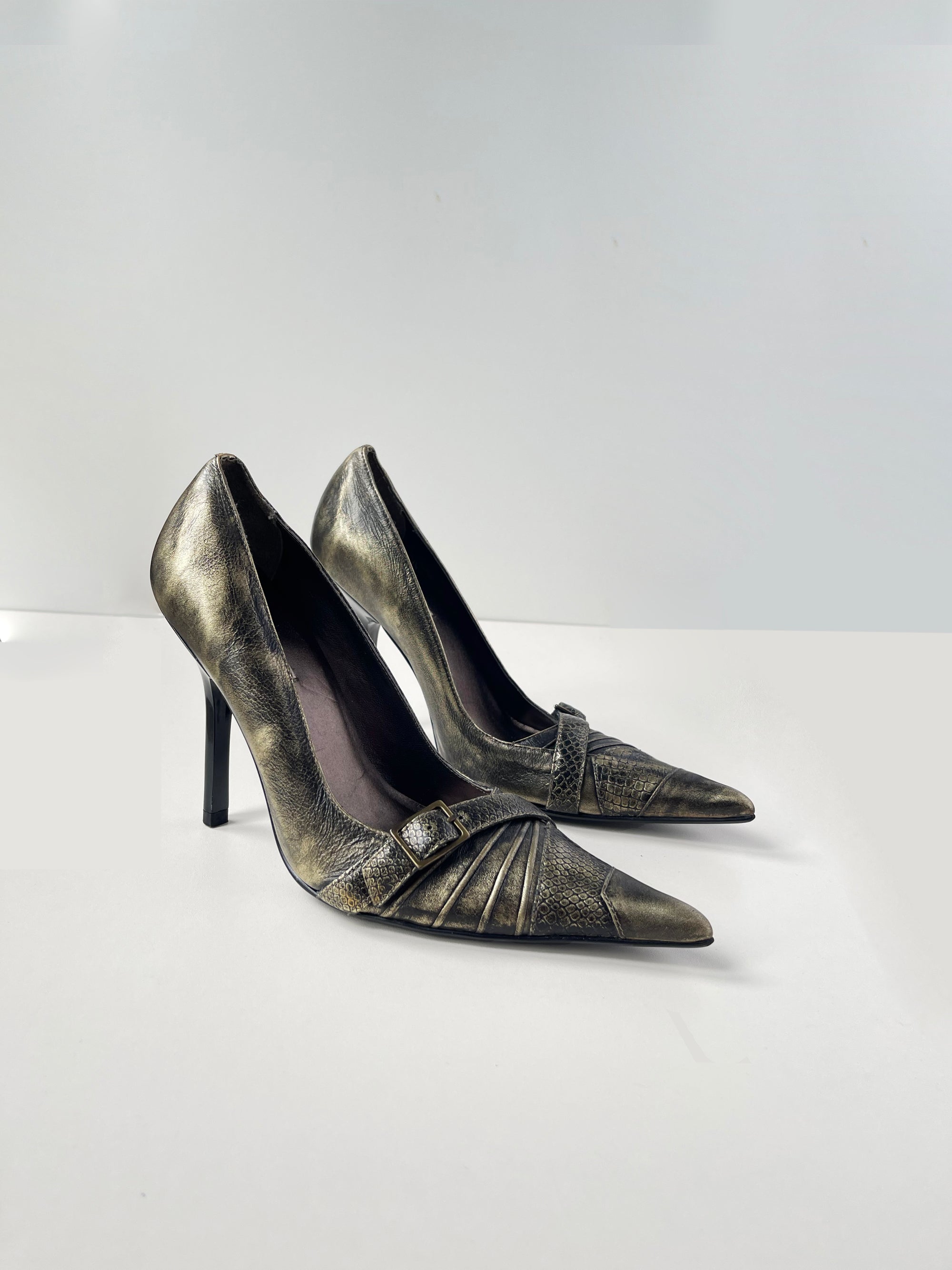 225 HEELS - 38