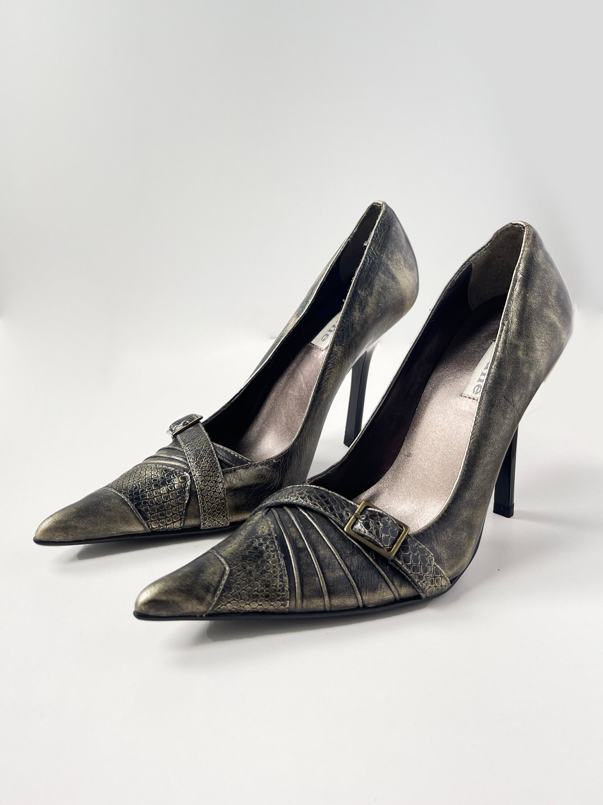 225 HEELS - 38