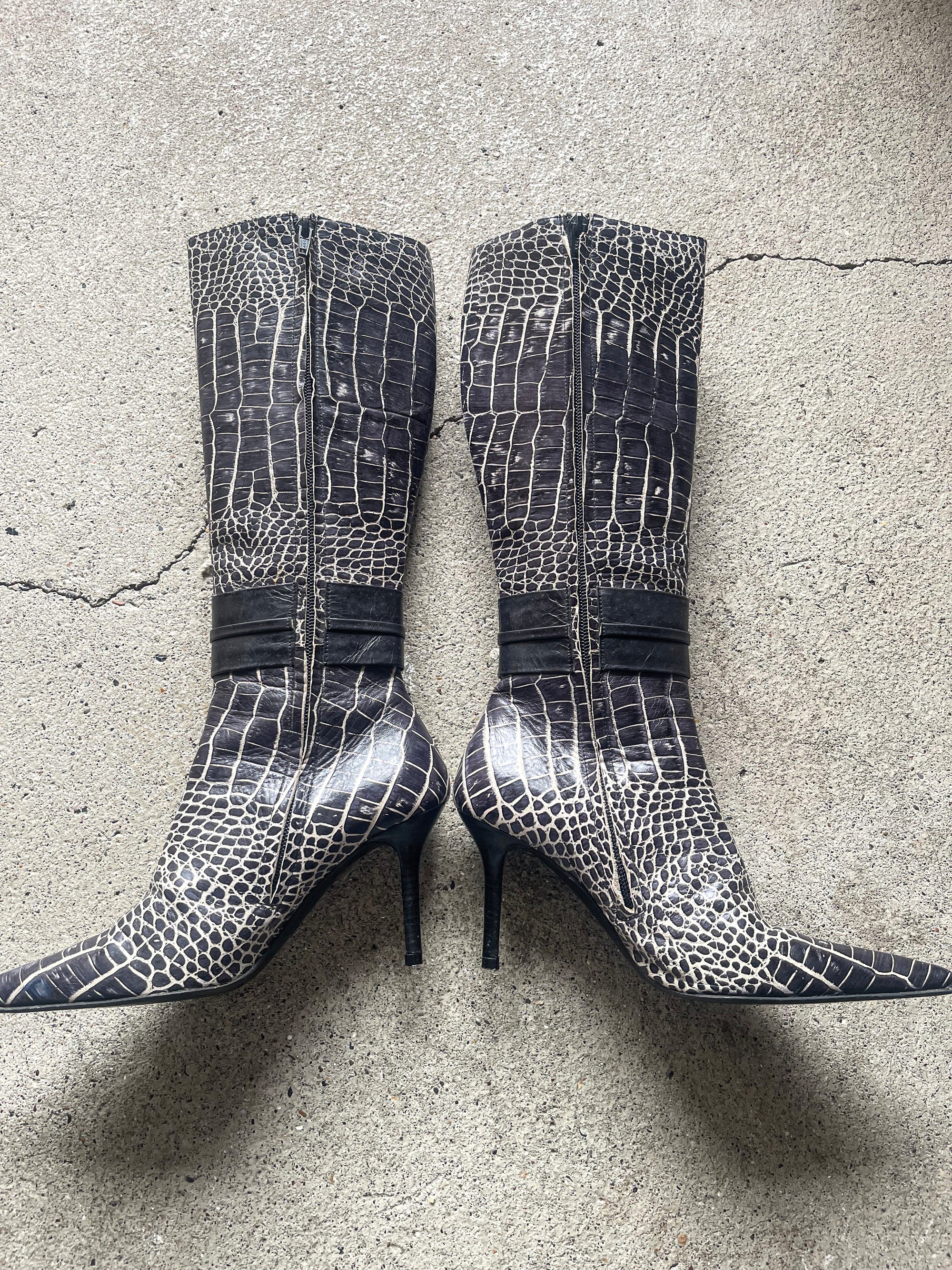 480 BOOTS
