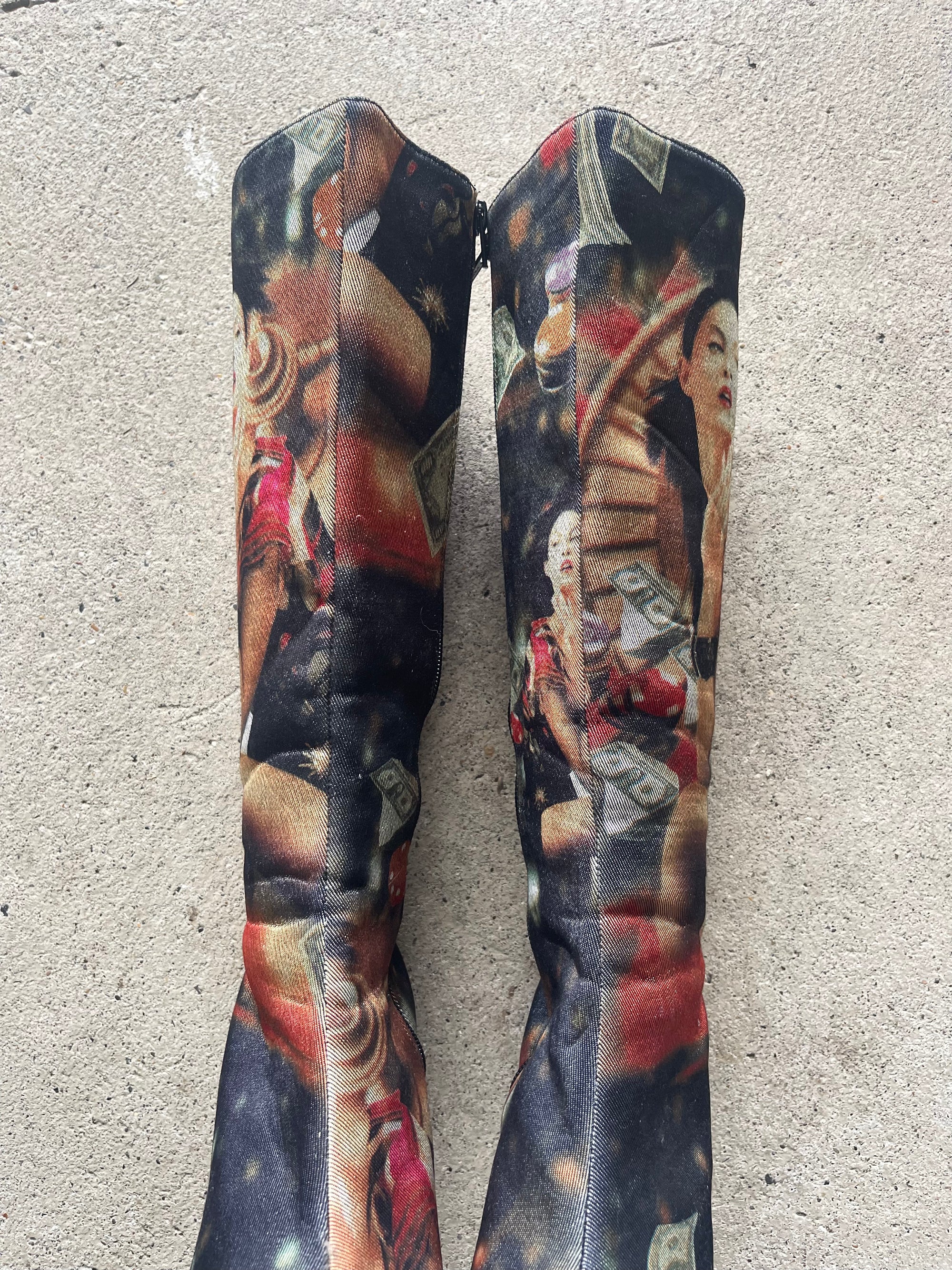 481 BOOTS - EU 39