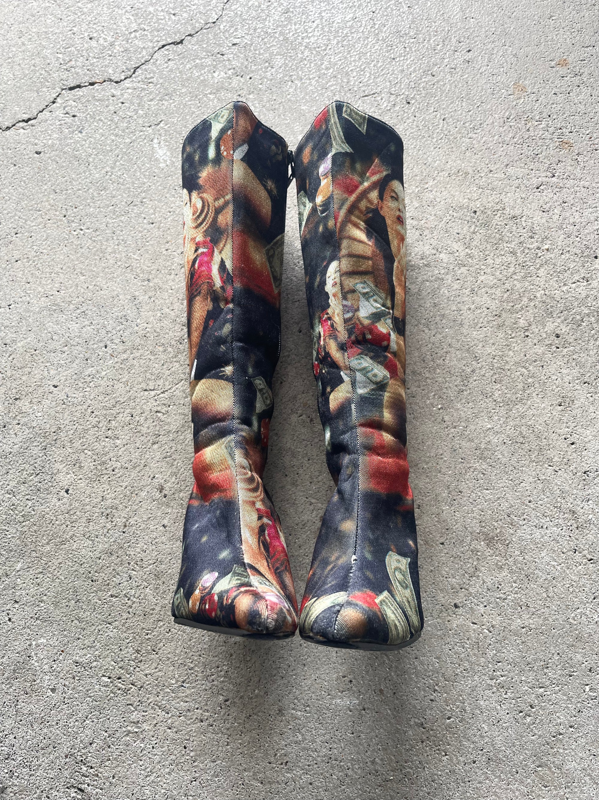 481 BOOTS - EU 39
