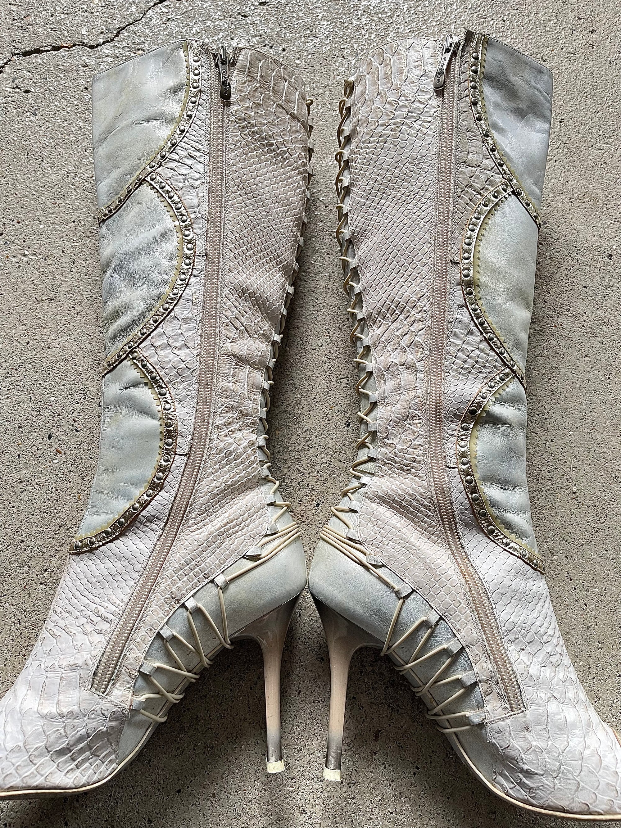 491 BOOTS - EU 38