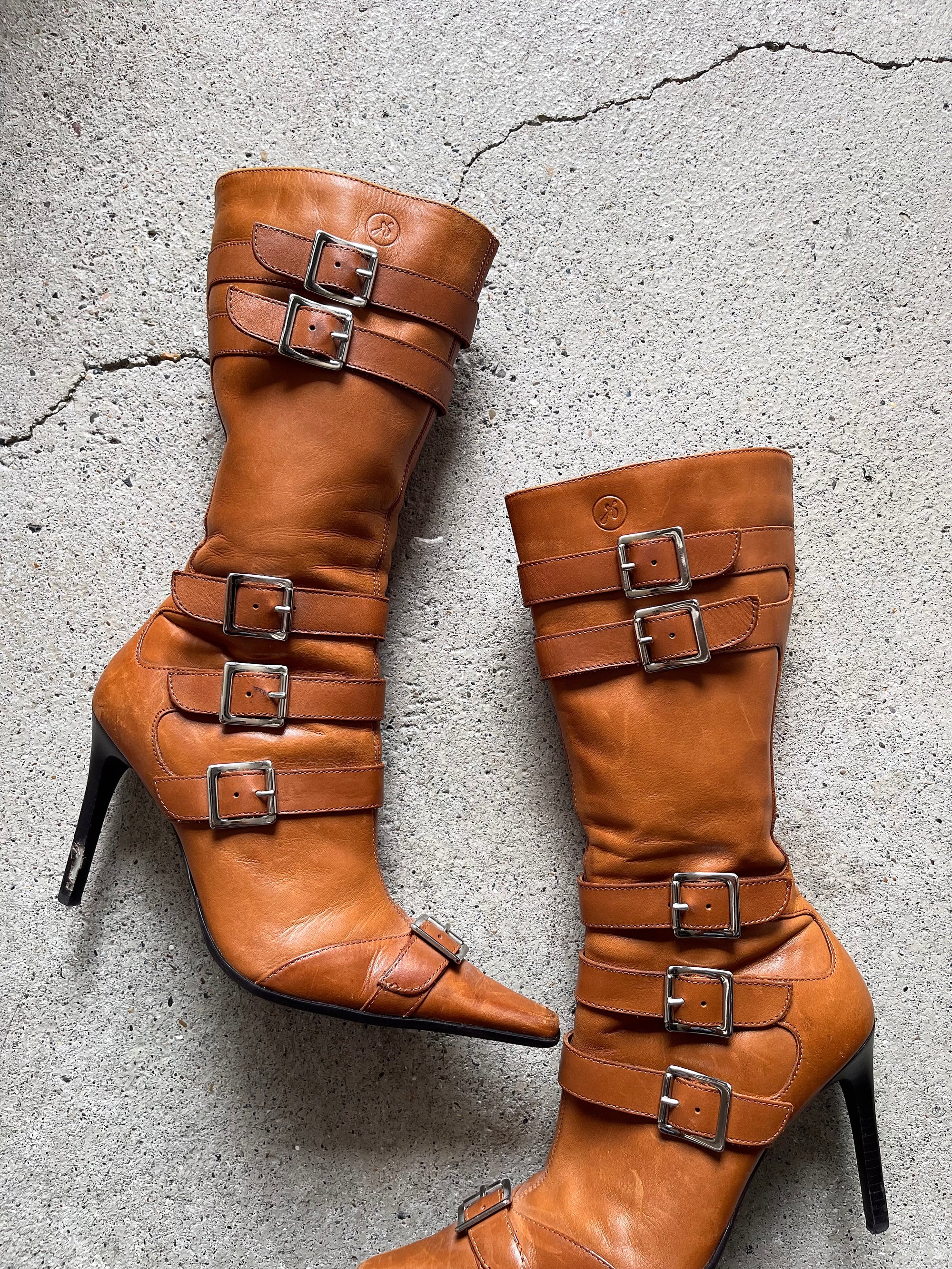 410 BOOTS - 37