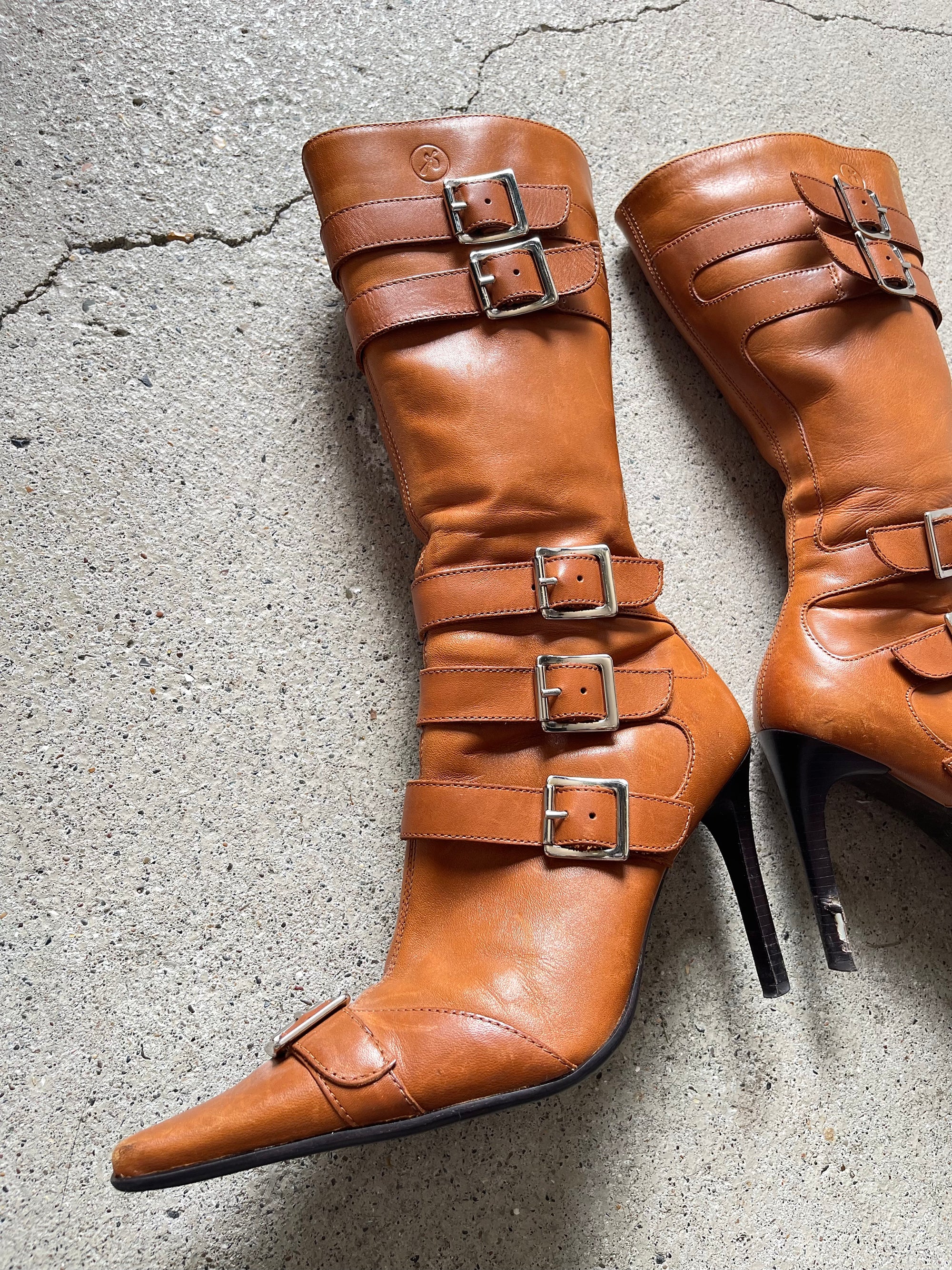 410 BOOTS - 37