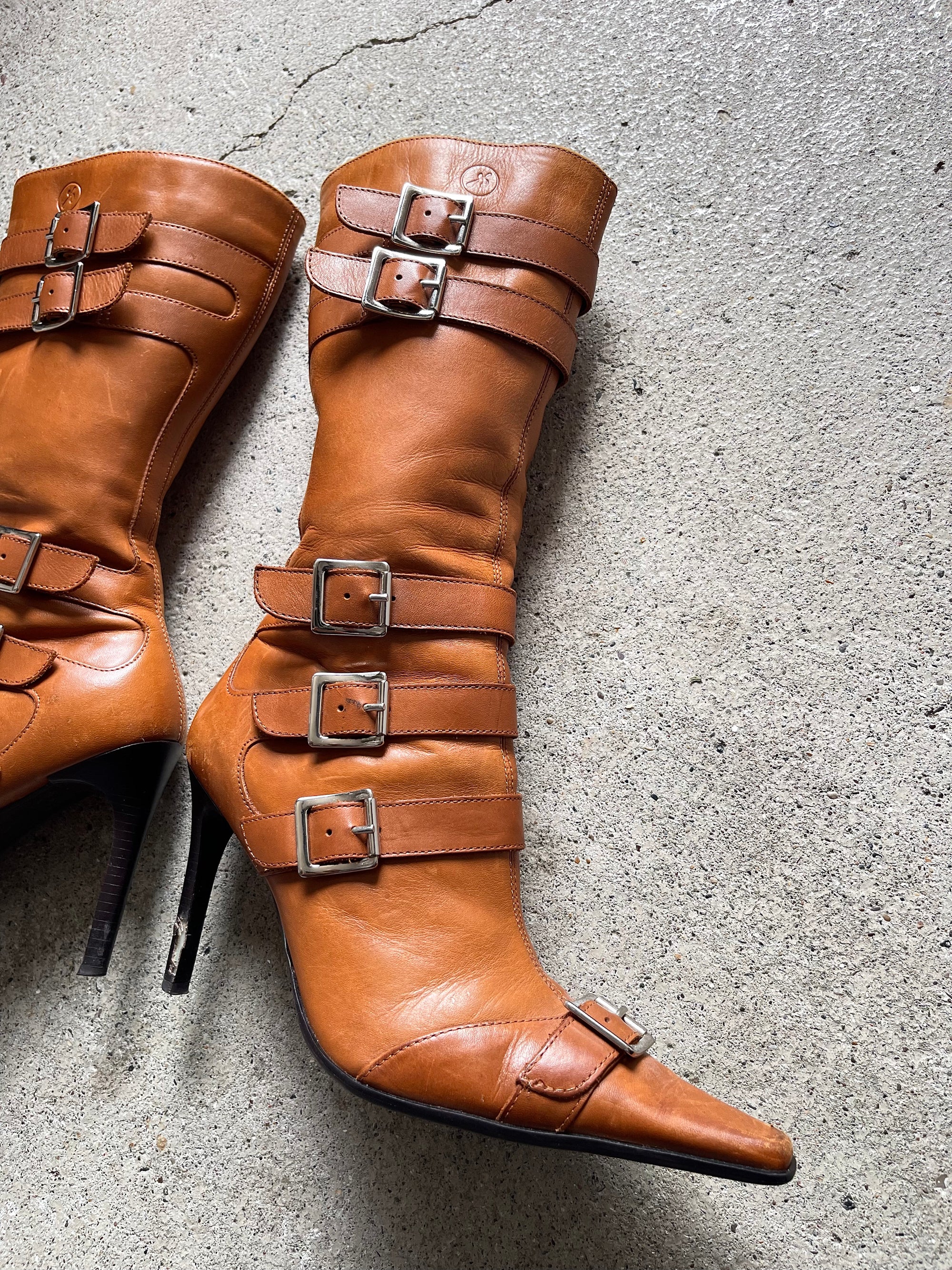 410 BOOTS - 37