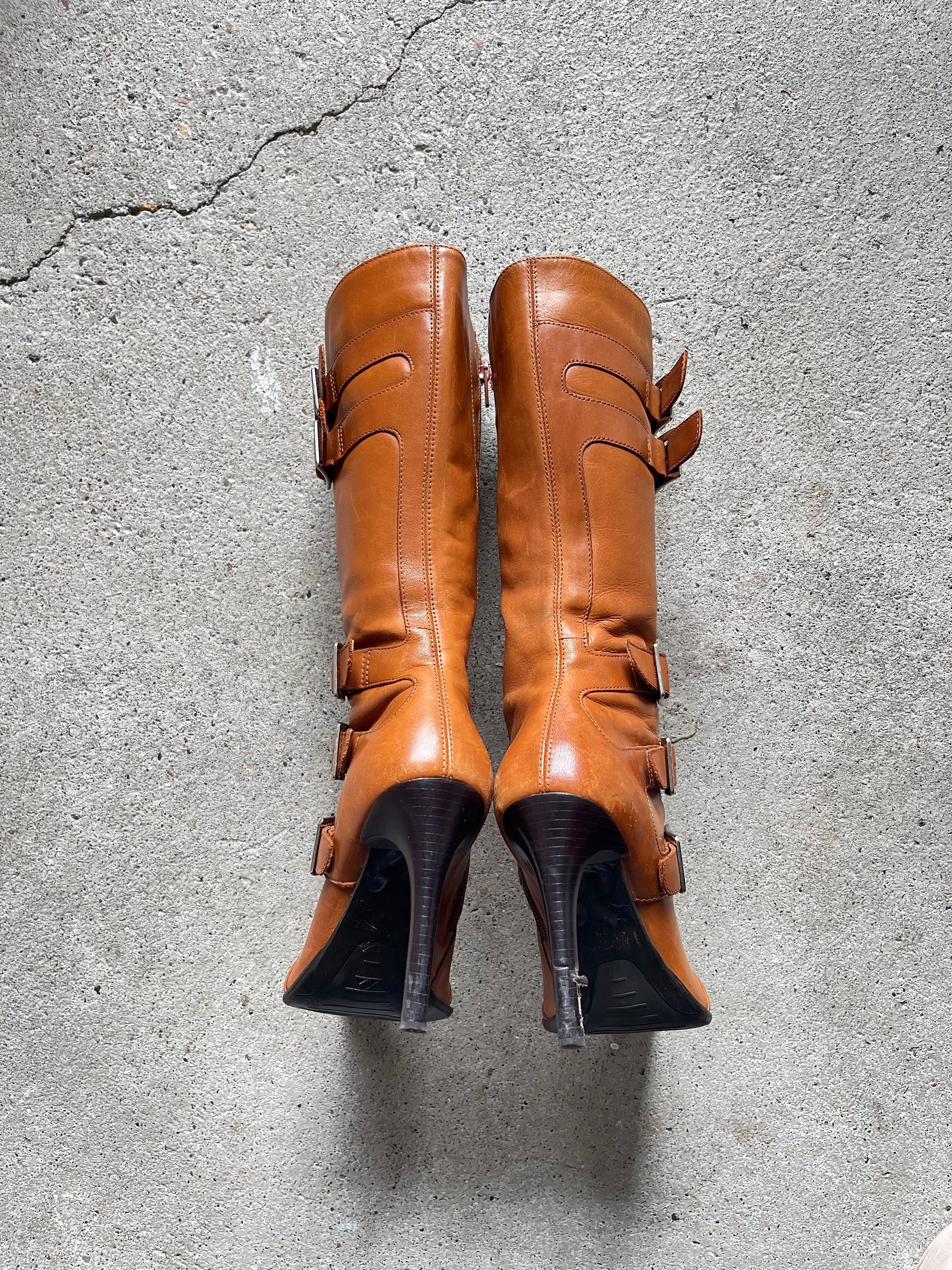 410 BOOTS - 37