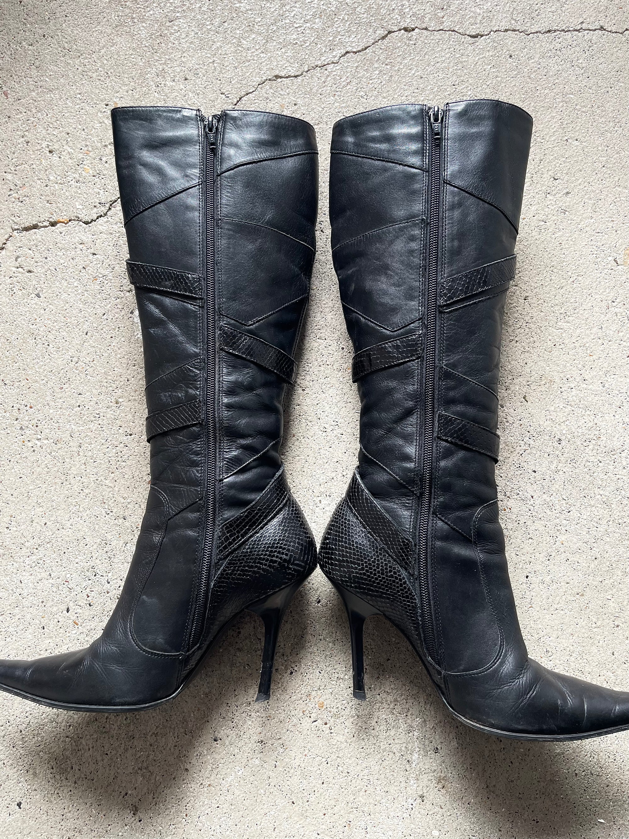 384 BOOTS - 37