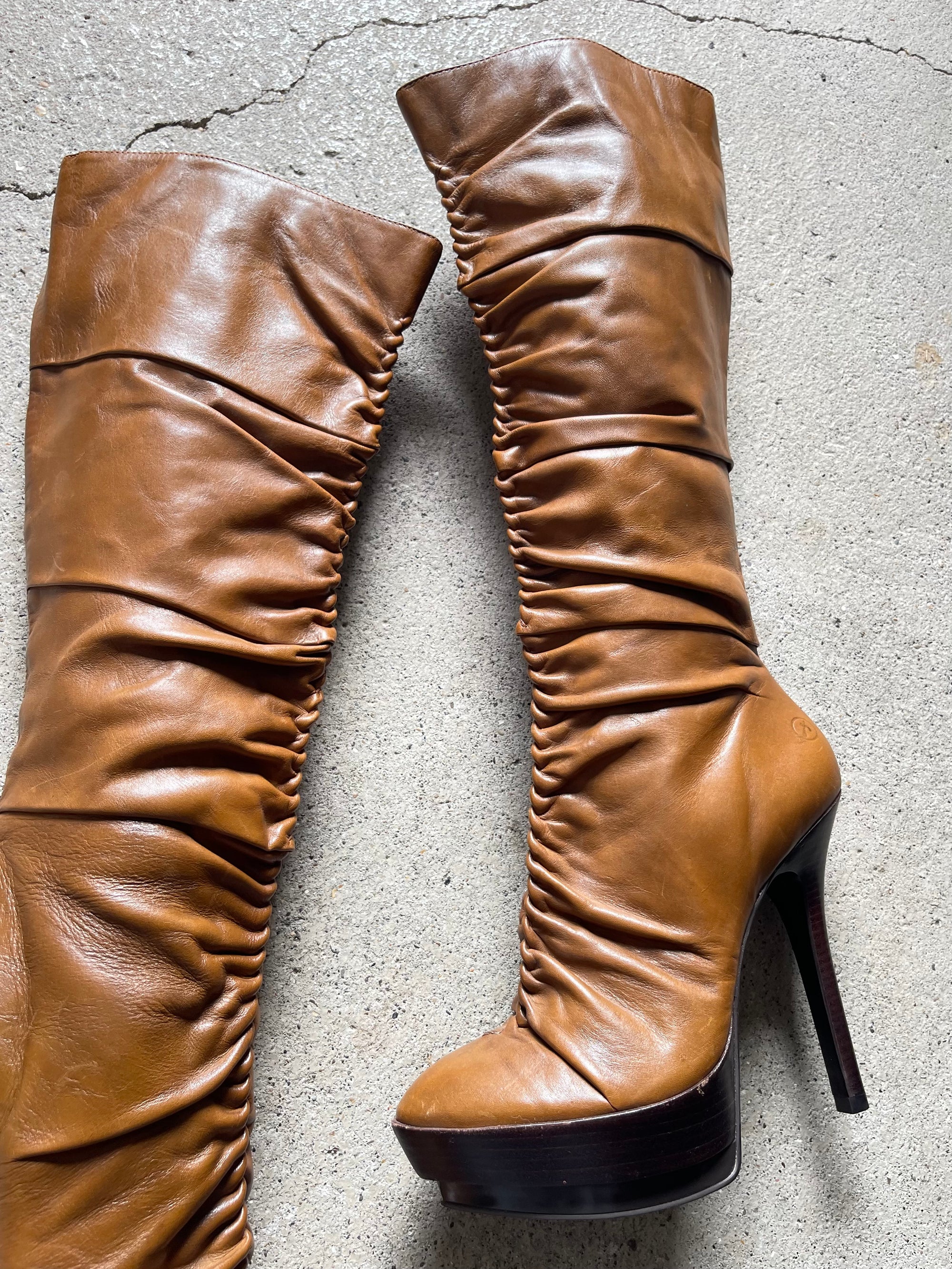 532 BOOTS - 38
