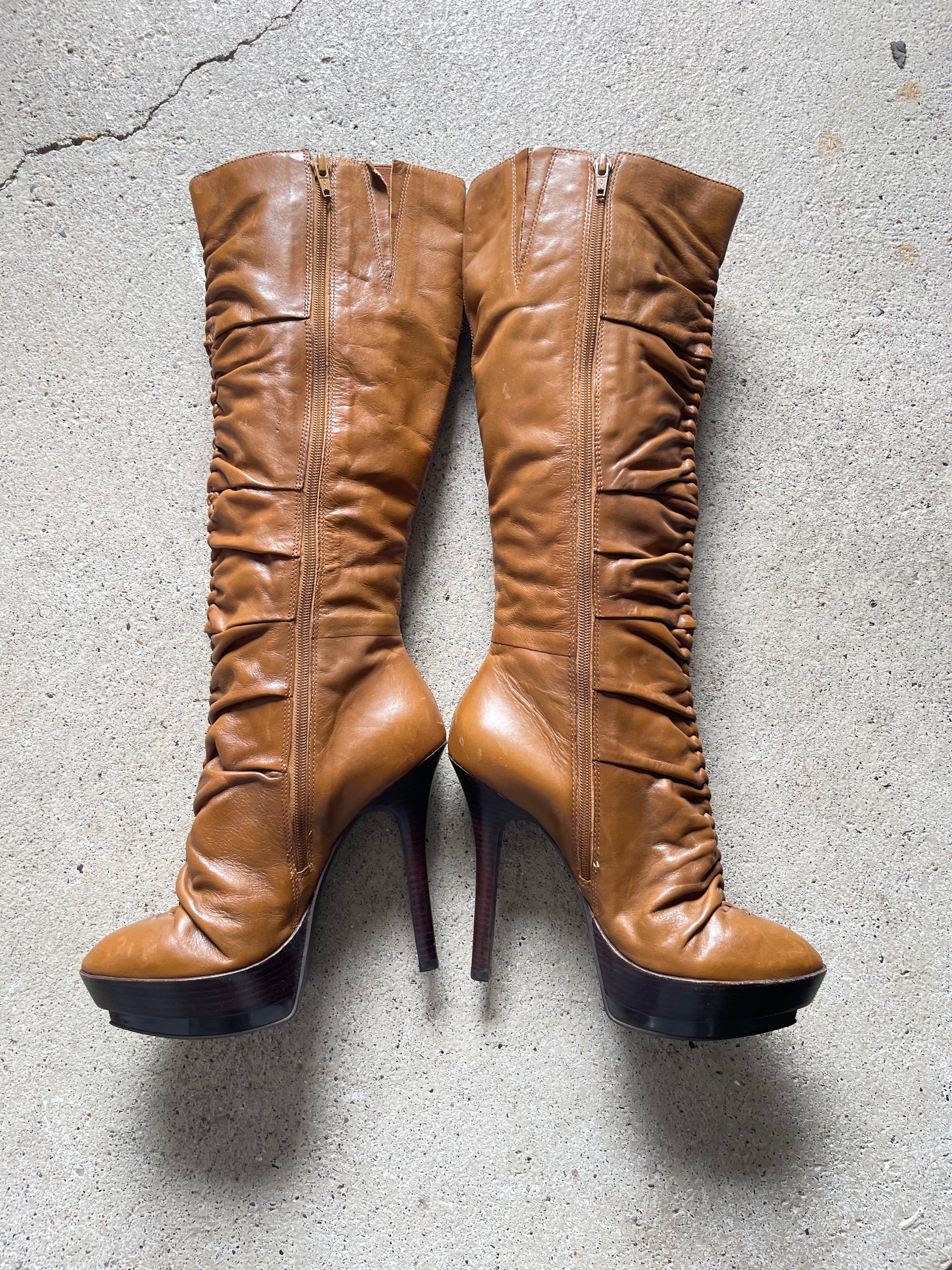 532 BOOTS - 38