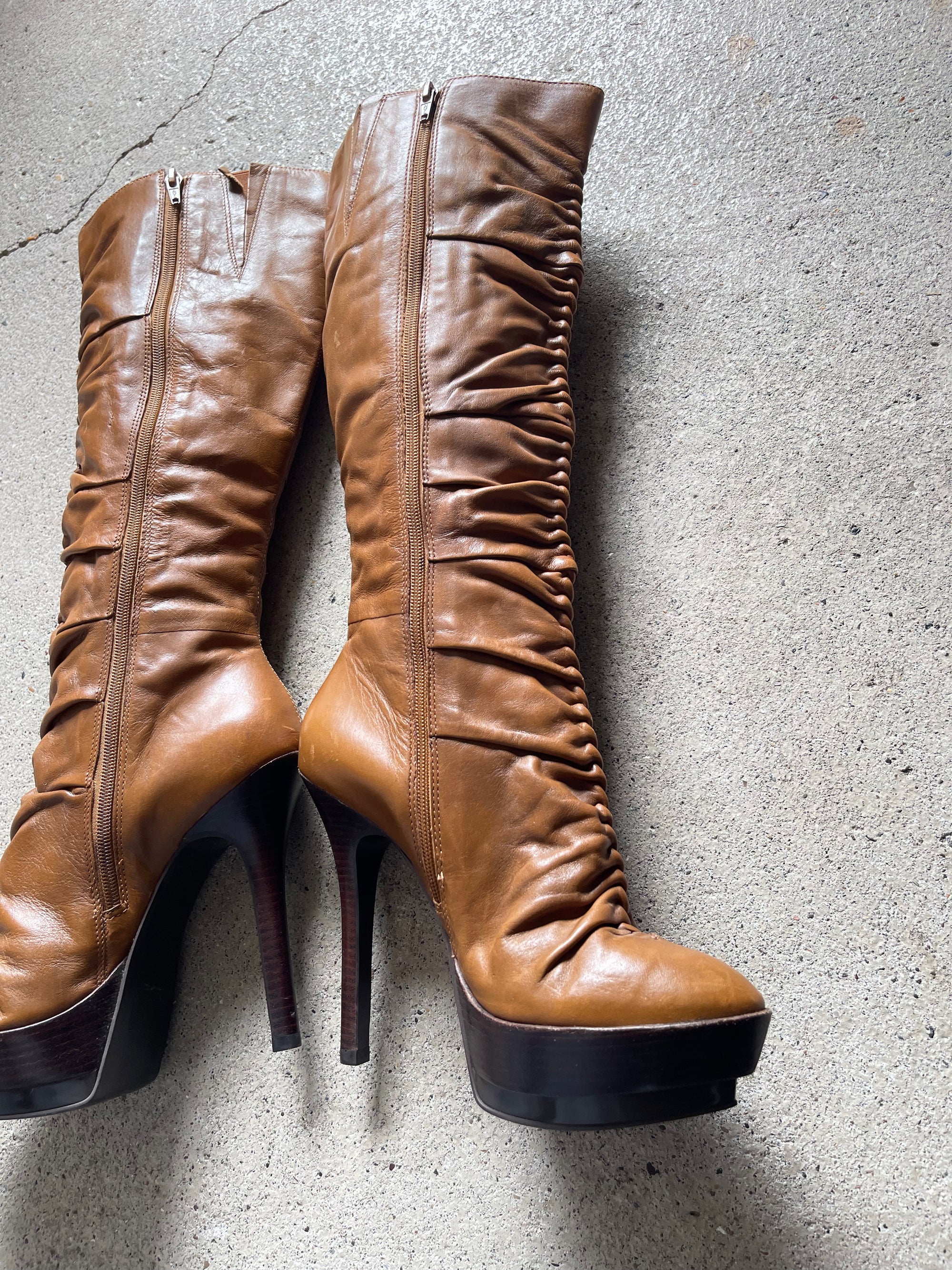 532 BOOTS - 38