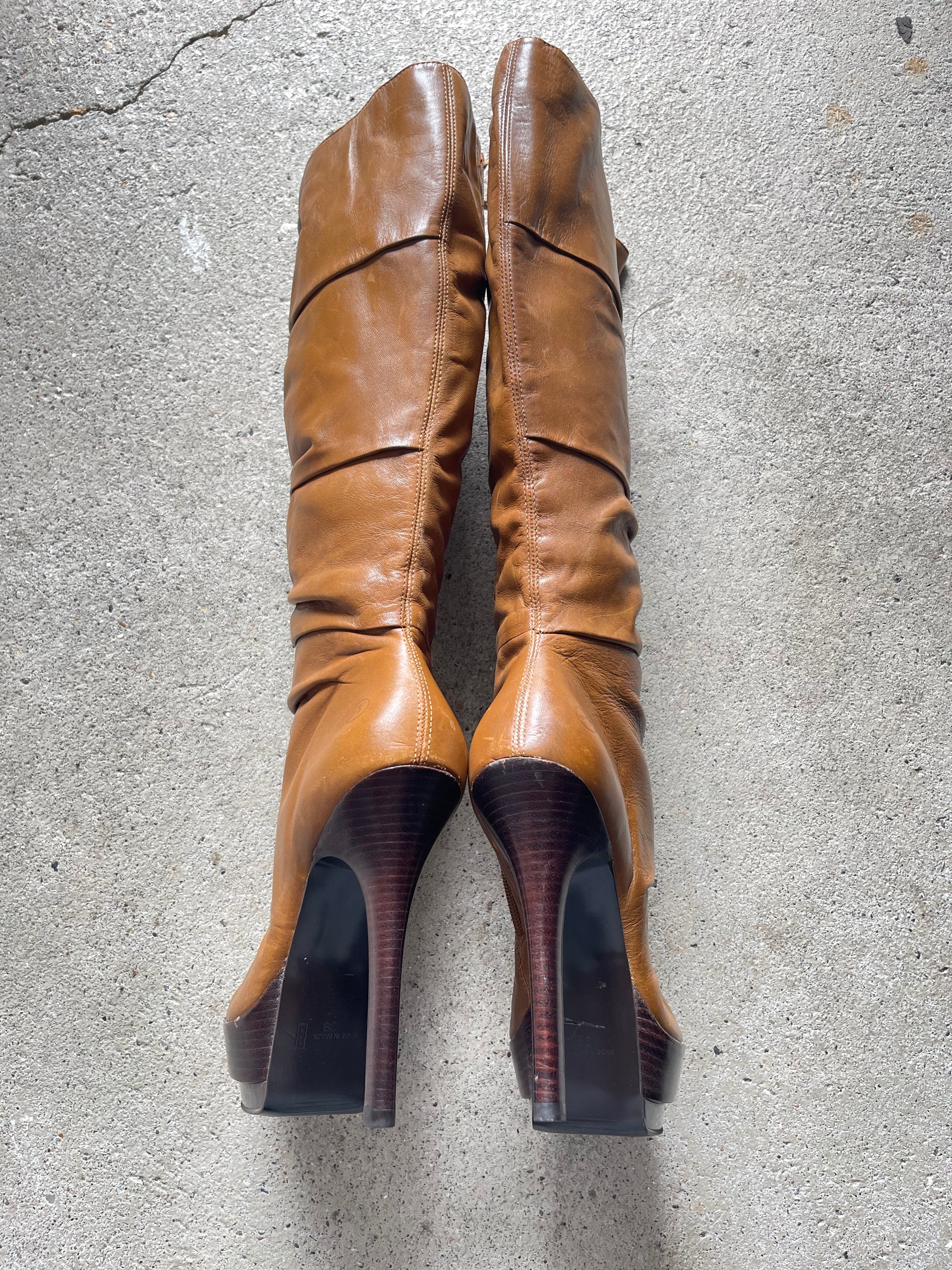 532 BOOTS - 38