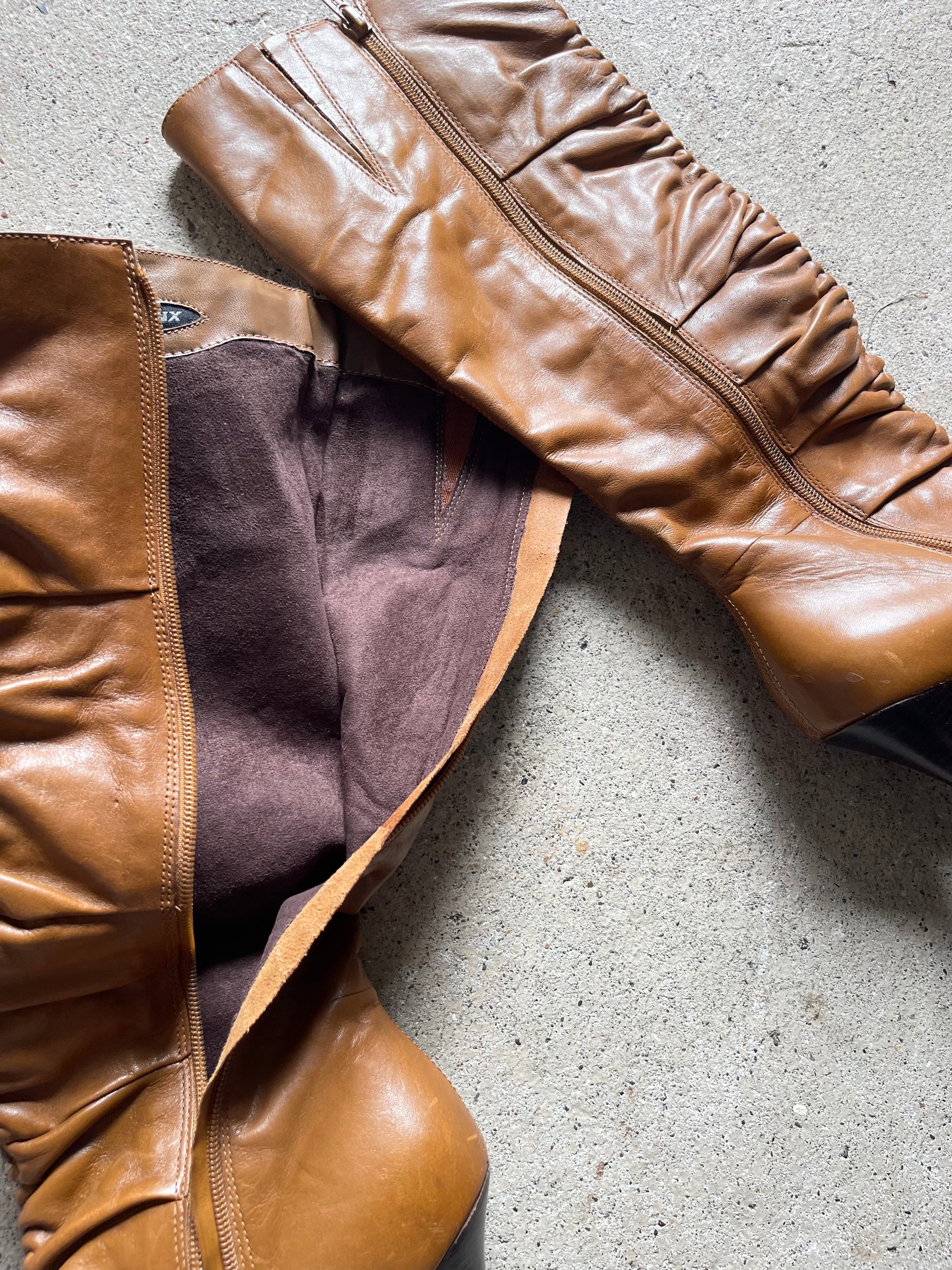 532 BOOTS - 38