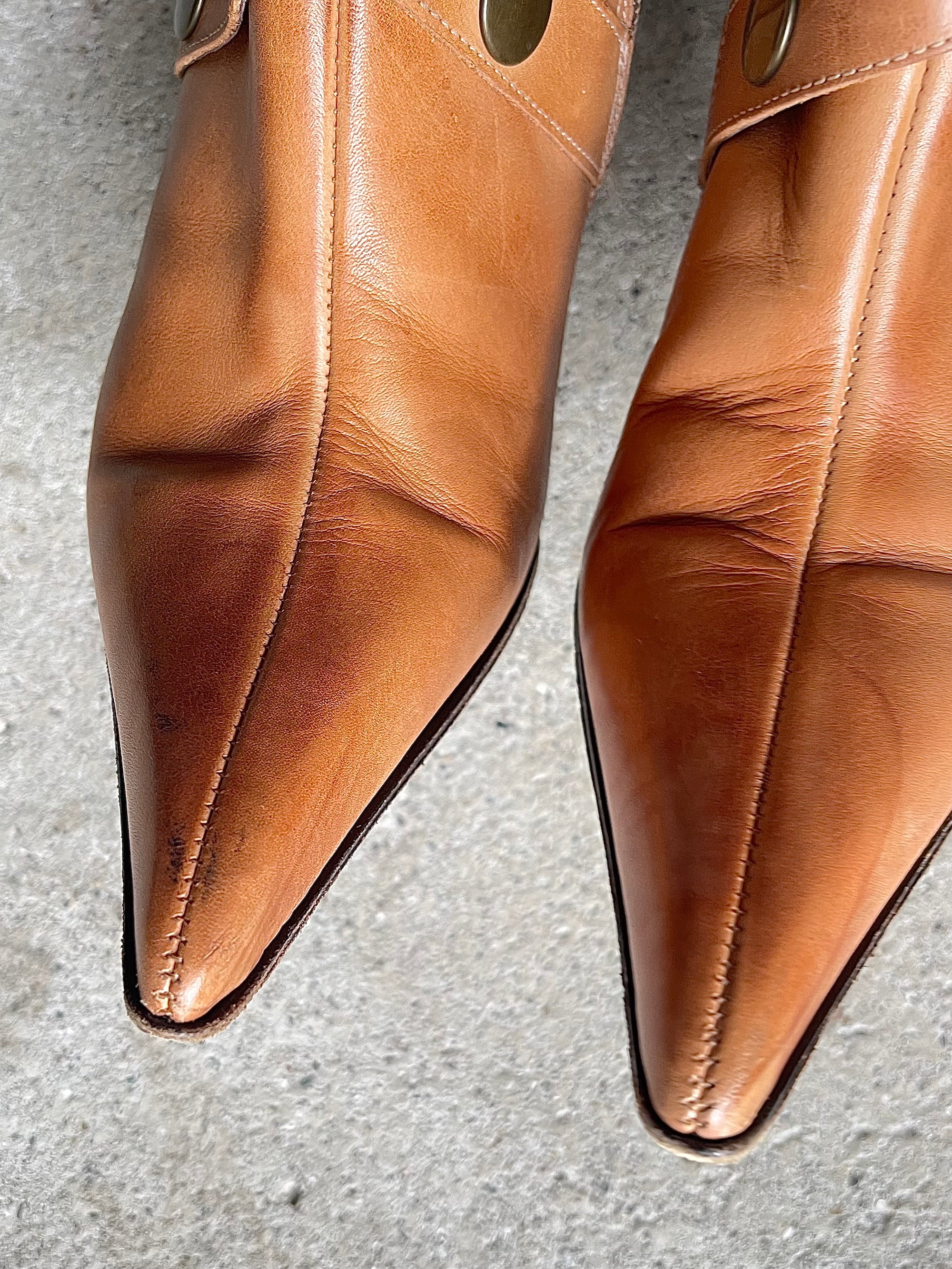 528 BOOTS - 40