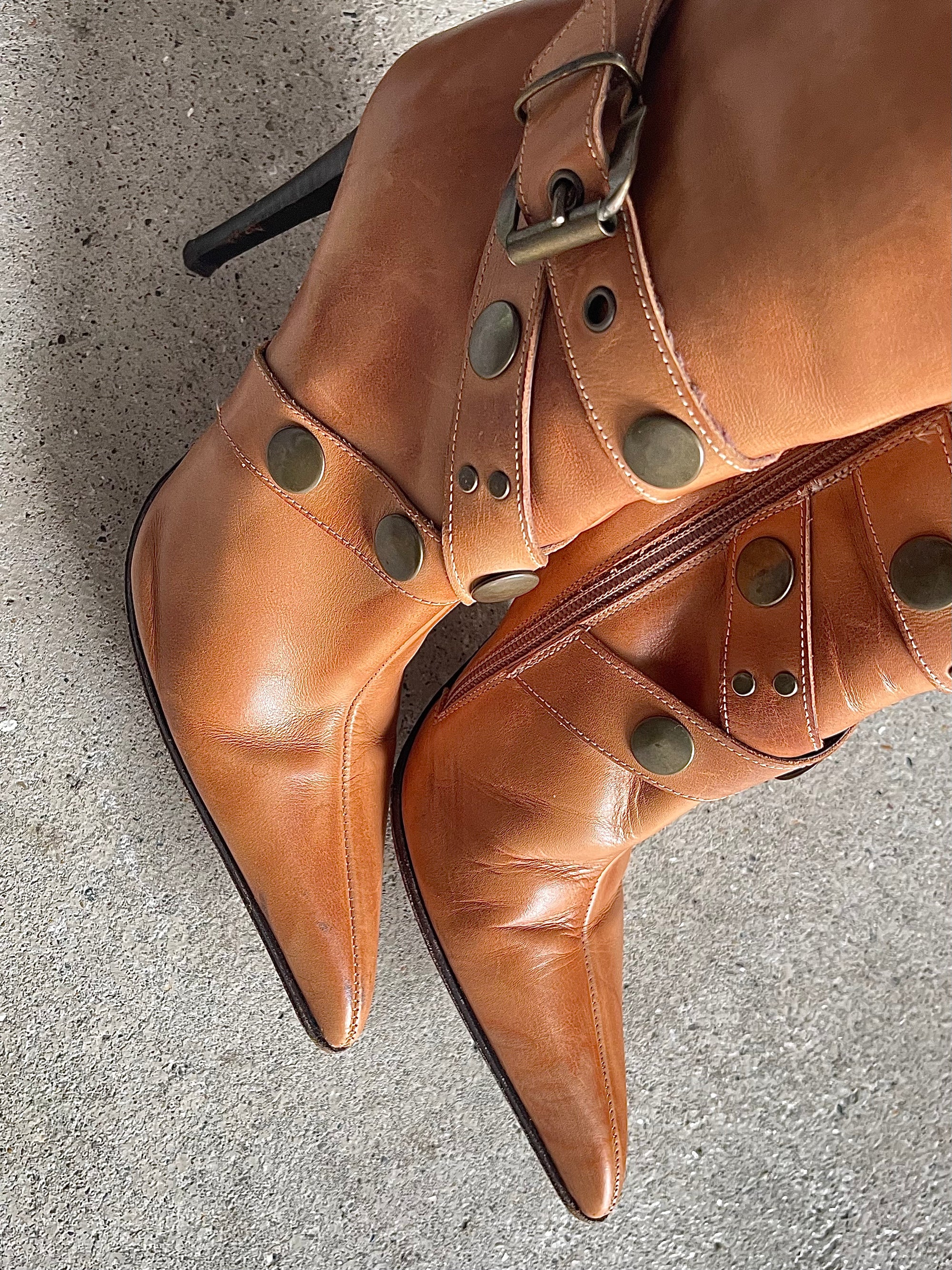 528 BOOTS - 40