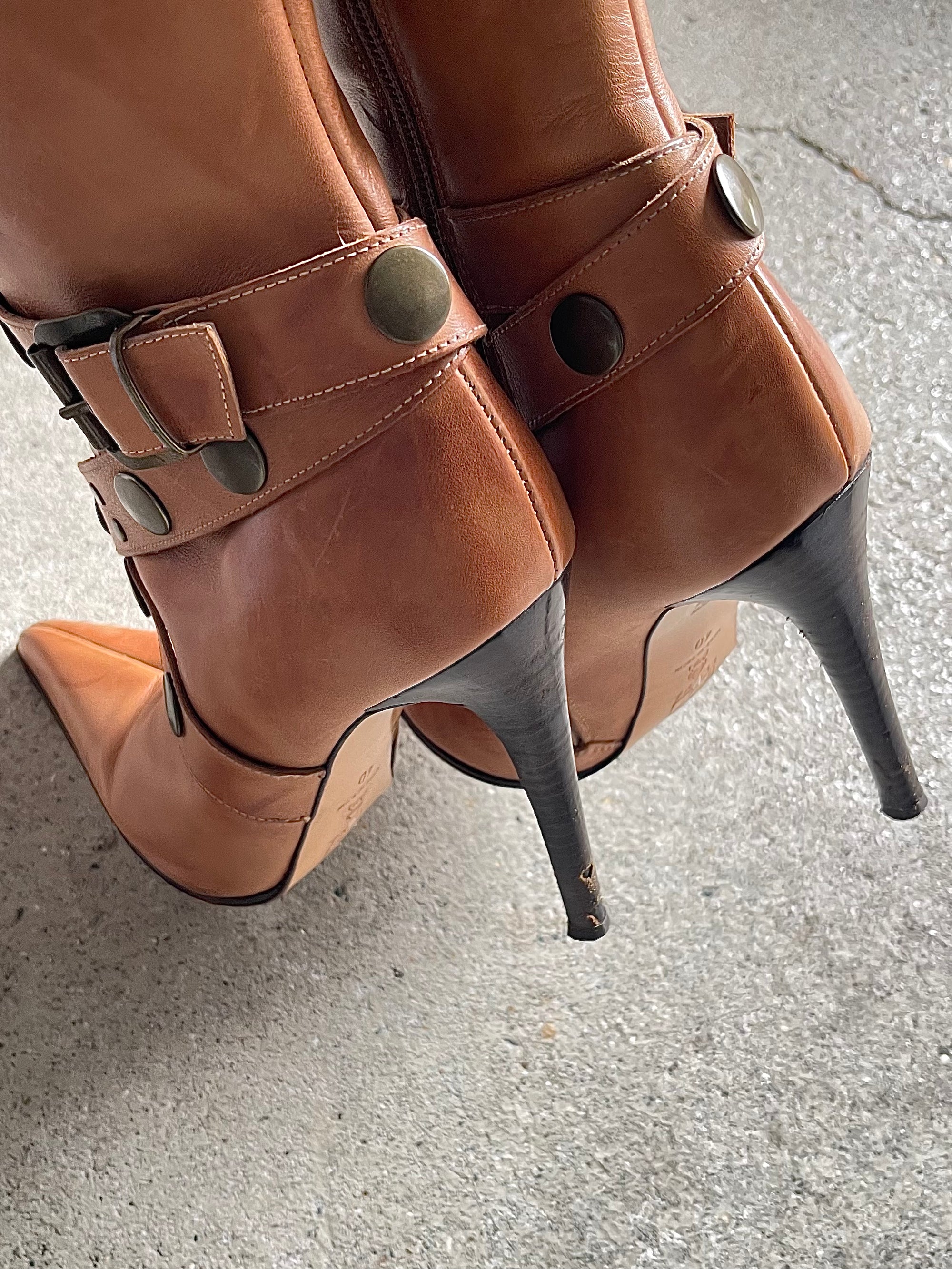 528 BOOTS - 40