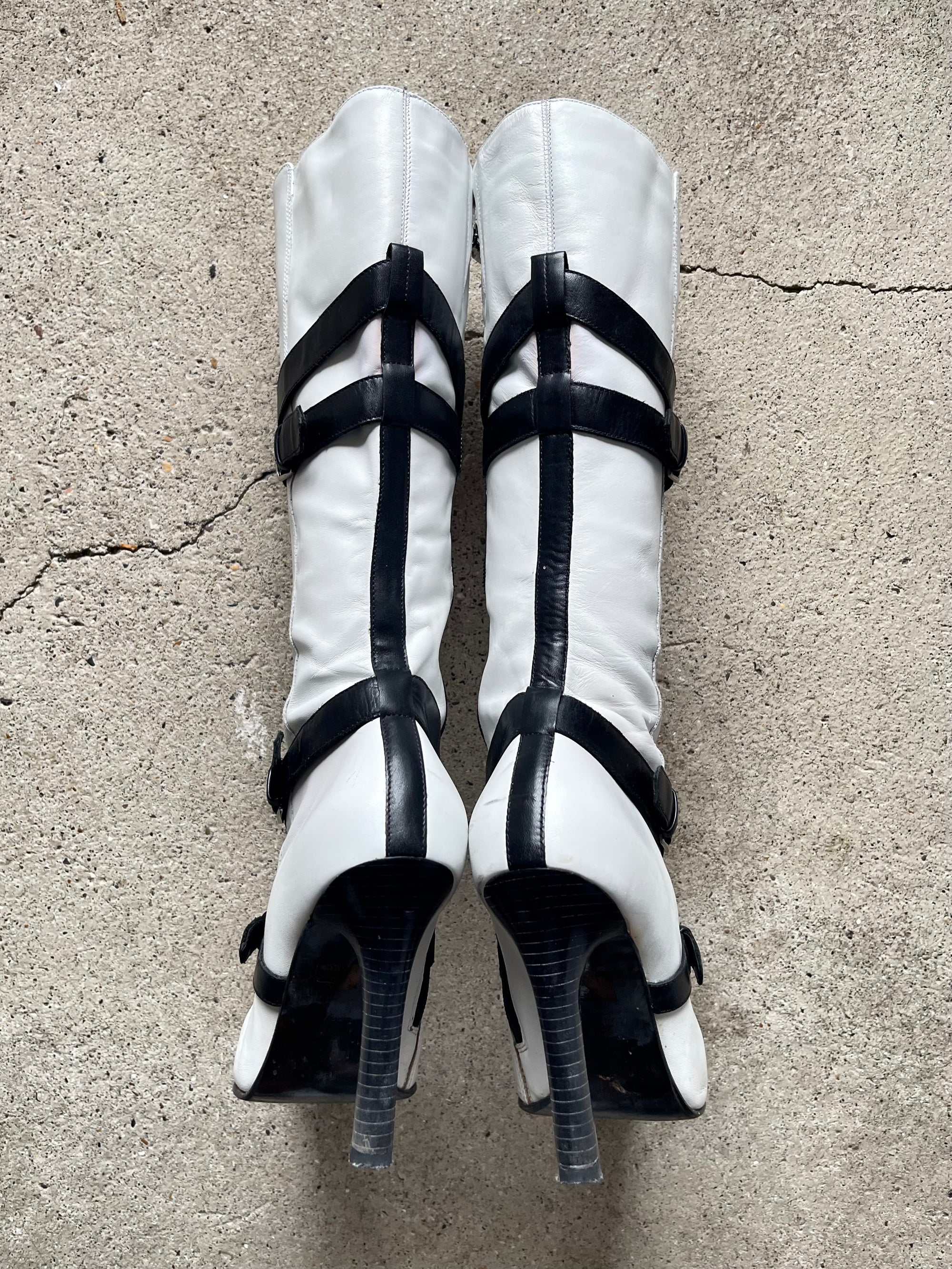 524 BOOTS - 39