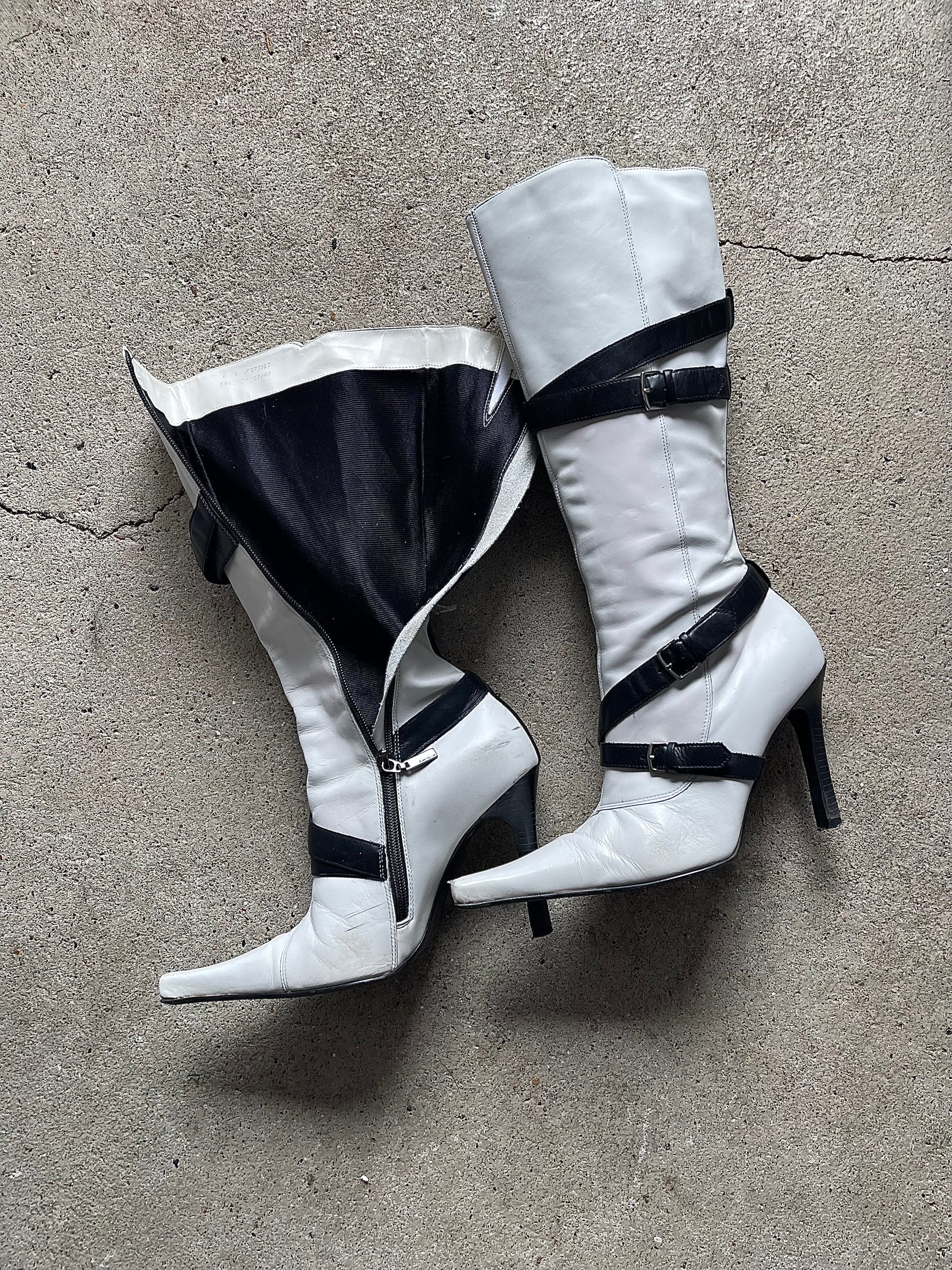 524 BOOTS - 39